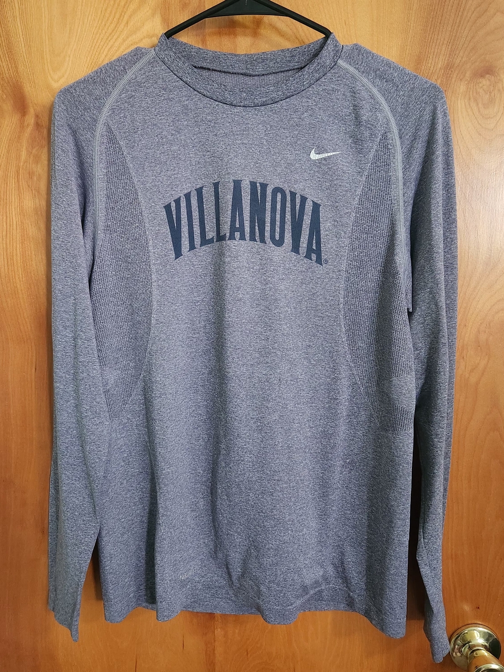 Nike FIT Villanova Long Sleeve Shirt